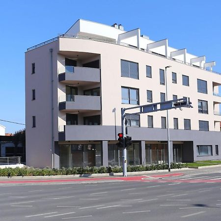 Apartments Perla With Free Parking Задар Экстерьер фото