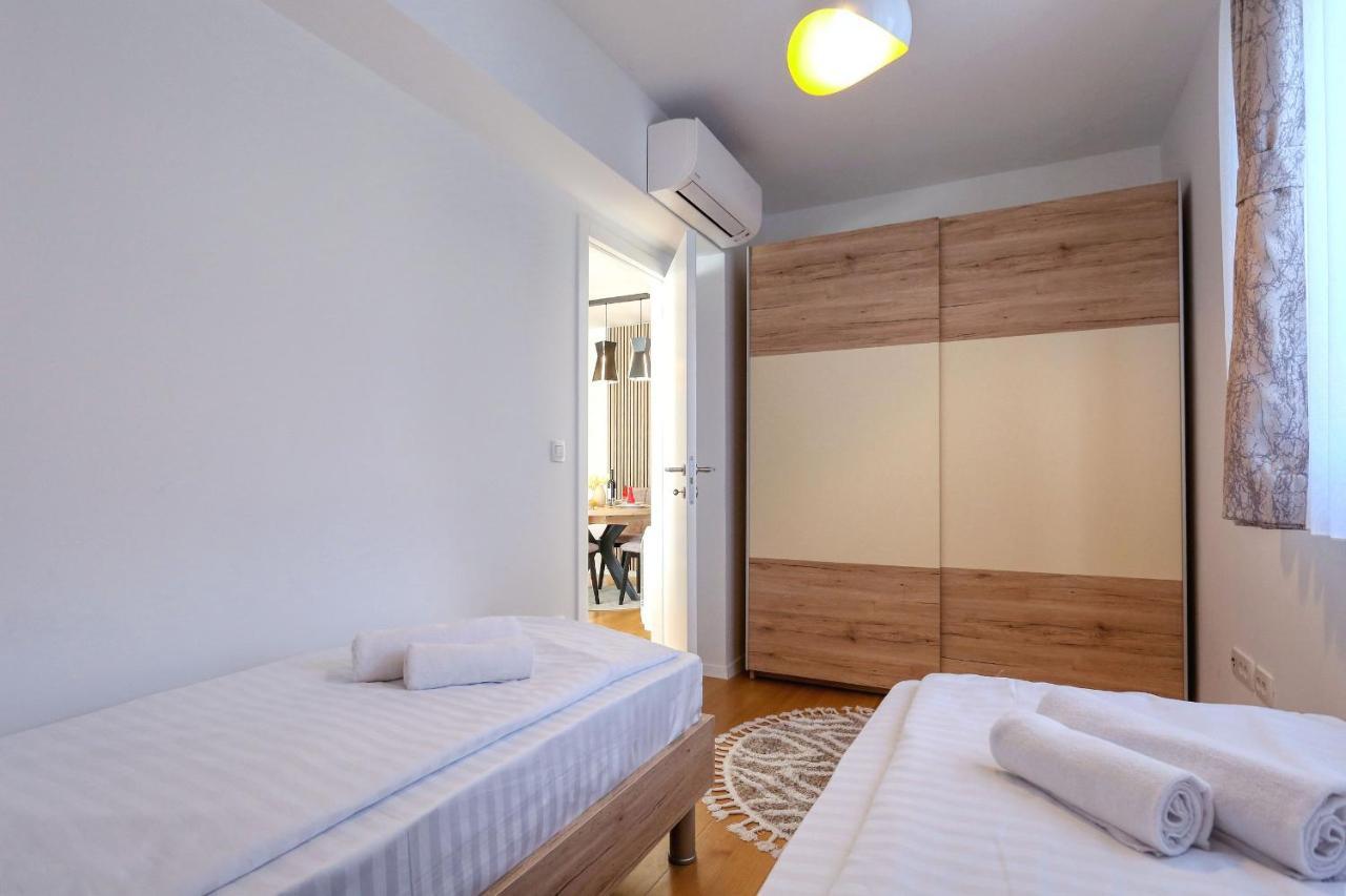 Apartments Perla With Free Parking Задар Экстерьер фото